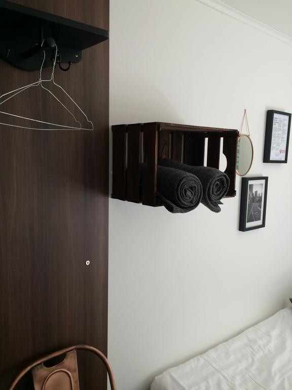 Uncle Joe'S Hostel Visby Room photo